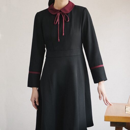 Tablier en polyester noir Uniforme de robe de serveuse