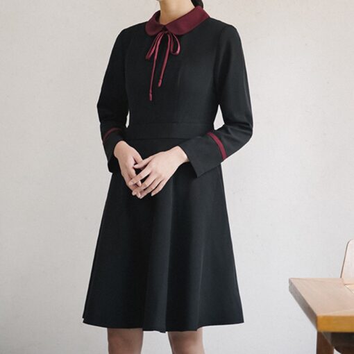 Tablier en polyester noir Uniforme de robe de serveuse